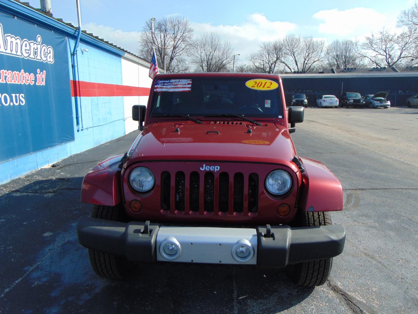 2012 BURGUNDY Jeep Wrangler (1C4HJWEG4CL) with an V6 3.6 Liter engine, Automatic, 5-Spd transmission, located at 2105 Dixie Hwy, Louisville, KY, 40210, (502) 772-3333, 38.220932, -85.795441 - Photo#3